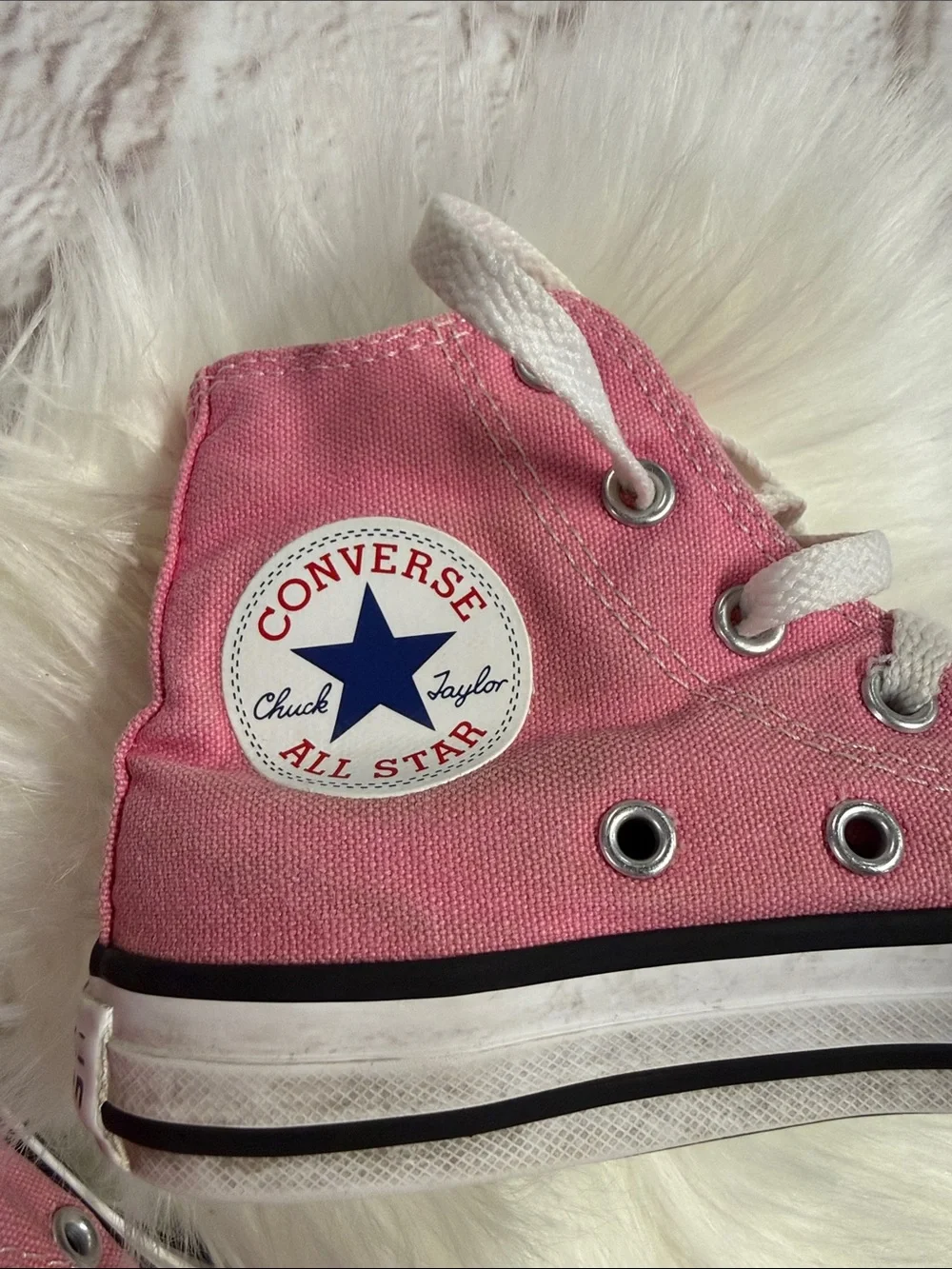 Converse Chuck Taylor Pink High-Top Kids Sneakers